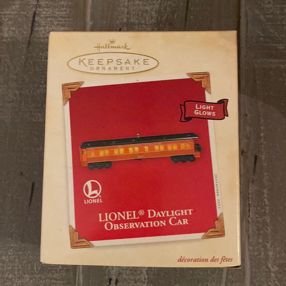 Hallmark Lionel daylight ornament train set